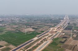 Dự kiến khởi công xây dựng 300km đường bộ cao tốc dịp 19/8