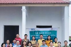 Nghệ An hoàn thành 100% chương trình làm nhà ở cho người nghèo