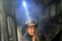 Hà Nội: Nhanh chóng dập tắt đám cháy tại phường Bồ Đề, kịp thời giải cứu 3 trẻ nhỏ