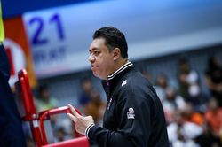 HLV Thái Lan 6 lần vô địch SEA Games nói một điều khi đối đầu Thanh Thúy, Bích Tuyền ở chung kết SEA V.League