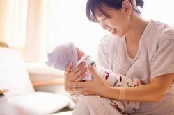 Không được hưởng chế độ thai sản, lao động nữ có thể làm gì?