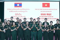 Báo Quân đội nhân dân tổ chức tập huấn nghiệp vụ cho cán bộ Báo Quân đội nhân dân Lào