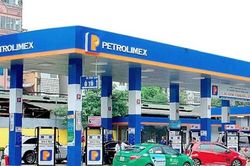 Giá xăng dầu hôm nay 5/8: Giá xăng tăng, dầu lao dốc trước quyết định của OPEC+