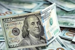 Tỷ giá USD hôm nay 5/8: Chợ đen tăng vọt, ngân hàng giảm nhẹ, USD phục hồi sau '3 cú sốc'