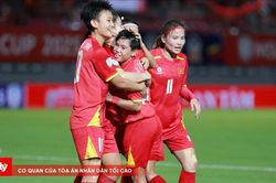 Tuyển nữ Việt Nam thắng đậm tuyển nữ Campuchia 6-0