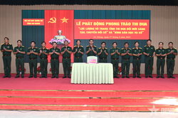 Phát động Phong trào thi đua 'Lực lượng vũ trang tỉnh thi đua đổi mới sáng tạo, chuyển đổi số' và 'bình dân học vụ số'