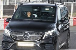 Sesko đã đến Manchester kiểm tra y tế, sắp kí hợp đồng 74 triệu bảng với MU