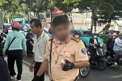 Tạm giữ hình sự người nước ngoài đấm CSGT đang làm nhiệm vụ