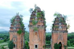 Gia Lai lên phương án khai quật khảo cổ cụm tháp Dương Long