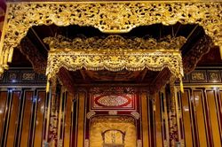 Huế ban hành kế hoạch phục chế Ngai vua triều Nguyễn bị bẻ gãy