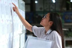 Kỳ thi tốt nghiệp THPT 2026 dự kiến diễn ra sớm hơn 2 tuần
