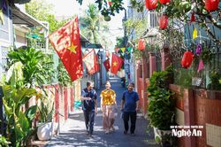 Sắc thắm những đường cờ chào mừng Đại hội Đảng các cấp và 80 năm Quốc khánh 2/9