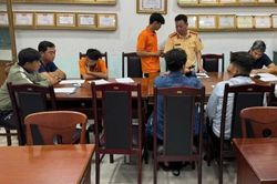 Đoàn xe Vespa vượt đèn đỏ: Là nhân viên của công ty du lịch mạo hiểm