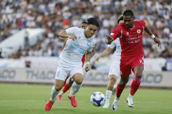 Bình luận viên Quang Huy: 'V-League mùa giải mới đáng để chờ đợi'