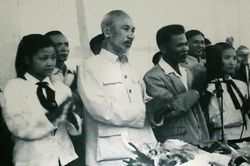 Quảng Ninh: Phát động cuộc thi sáng tác về học tập và làm theo tư tưởng, đạo đức, phong cách Hồ Chí Minh