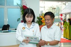 Từ 15/8: Người tham gia BHYT đủ 5 năm liên tục được thanh toán 100% chi phí khám chữa bệnh