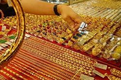 Giá vàng nhẫn '4 số 9' đột ngột giảm mạnh
