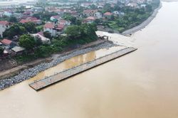 Dừng hoạt động cầu phao Phong Châu từ 19 giờ hôm nay