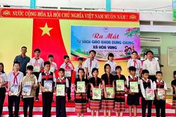 Đà Nẵng: 'Tủ sách giáo khoa dùng chung' tiếp sức học sinh khó khăn