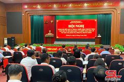 Mường La thực hiện phong trào 'Thứ bảy về với nhân dân'