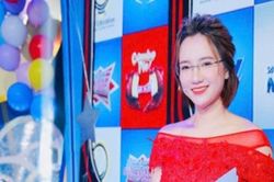 MC Hoàng Yến - người 'giữ lửa' đặc biệt của chương trình English Challenge