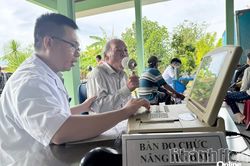 Khám sàng lọc bệnh lao cho 350 người dân xã Bắc Ninh Hòa