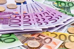 Tỷ giá ngoại tệ, tỷ giá USD/VND hôm nay 19/8: USD nhích nhẹ, EUR, Bảng Anh suy yếu