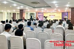 Trang bị kiến thức về tôn giáo cho cán bộ cấp cơ sở