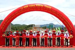 Cao tốc Hòa Liên - Túy Loan hơn 2.000 tỷ đồng chính thức được thông xe