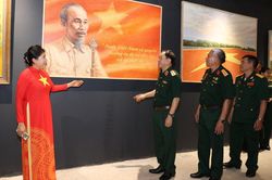 Triển lãm 'Những ngày tháng lịch sử' - Dấu ấn 80 năm mỹ thuật hào hùng của dân tộc