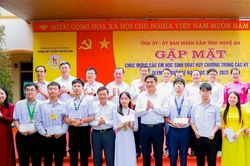 Đạt 2 Huy chương Vàng Vật lý, nam sinh Nghệ An được khen thưởng 257 triệu đồng