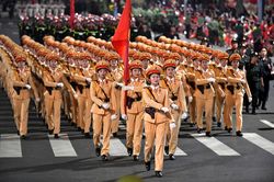 Hàng chục nghìn chiến sĩ, khí tài hợp luyện diễu binh, diễu hành tại Quảng trường Ba Đình