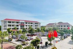 THPT Lý Tự Trọng - 60 năm rạng danh đất học, vững bước tương lai