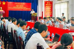 Tập huấn sử dụng phần mềm quản lý và số hóa tàu cá
