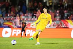 V-League liên tiếp tạo bất ngờ, Ninh Bình vươn lên mạnh mẽ
