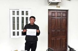 Quảng Ngãi: Bắt đối tượng vận chuyển 1kg ma túy đá