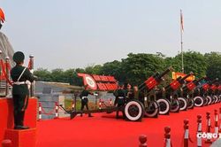 Video cận cảnh dàn pháo lễ tập luyện, sẵn sàng cho đại lễ 2/9