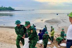 Gần 117.000 cán bộ, chiến sĩ Quân khu 4 sẵn sàng tham gia ứng phó bão số 5