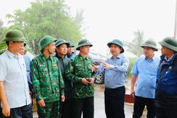 Lãnh đạo tỉnh Ninh Bình kiểm tra và chỉ đạo công tác ứng phó với bão số 5