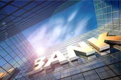 VN-Index giảm hơn 31 điểm, cổ phiếu ngân hàng đỏ sàn