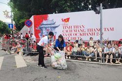Công an Hà Nội khuyến cáo người dân giữ gìn văn minh khi đi xem diễu binh, diễu hành