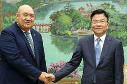 Miễn viện phí, khám sức khỏe định kỳ: Quyết tâm của Việt Nam vì chất lượng sống người dân