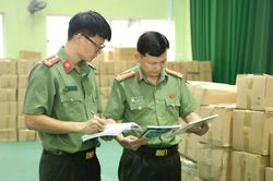 Lãnh đạo Bộ Công an gửi thư khen Công an tỉnh Bắc Ninh về chuyên án triệt phá đường dây sản xuất, buôn bán sách giáo khoa giả