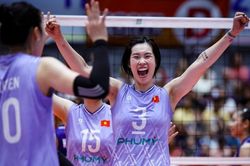 Hàng loạt trang bóng chuyền thế giới thừa nhận sự thật sau khi Trần Thị Thanh Thúy ghi điểm vượt sao châu Âu