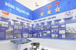 Ấn tượng gian trưng bày TTXVN: Nơi dòng tin kể câu chuyện lịch sử