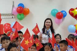 Trường học ở Nghệ An rực rỡ cờ hoa chào đón học sinh trong ngày tựu trường