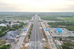 Hoàn thành cao tốc Bến Lức - Long Thành và Biên Hòa - Vũng Tàu trong năm 2025