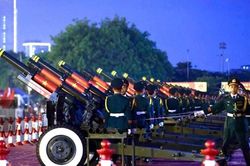 Cận cảnh dàn pháo lễ hùng tráng sẵn sàng cho ngày hội non sông