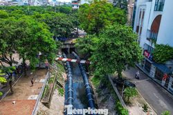 Đường ống khổng lồ dẫn nước hồ Tây 'hồi sinh' sông Tô Lịch