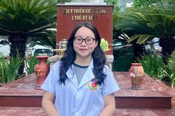 Nữ sinh chuyên Địa 'bẻ lái' xuất sắc, giành học bổng ngành bác sỹ nội trú